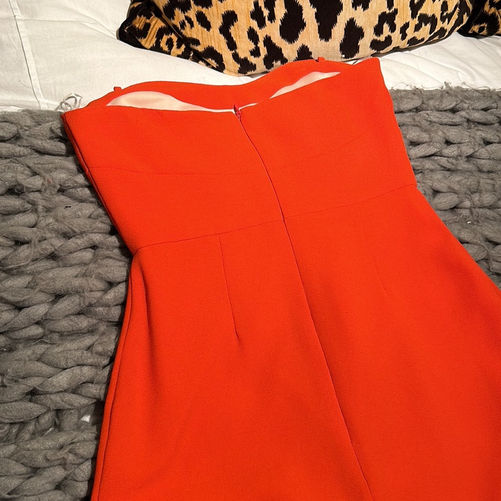 Elliatt Strapless Dress - Picture 4 of 11